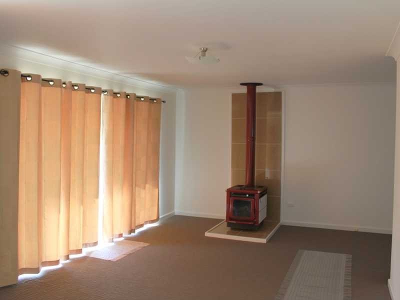 3 William Street, Tumbarumba NSW 2653