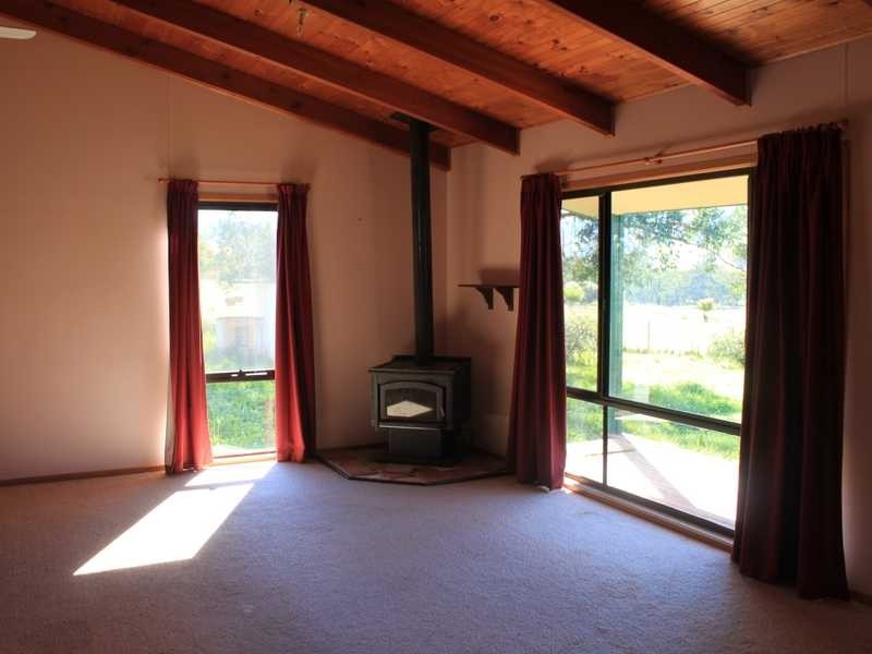 131 Union Jack Road, Tumbarumba NSW 2653