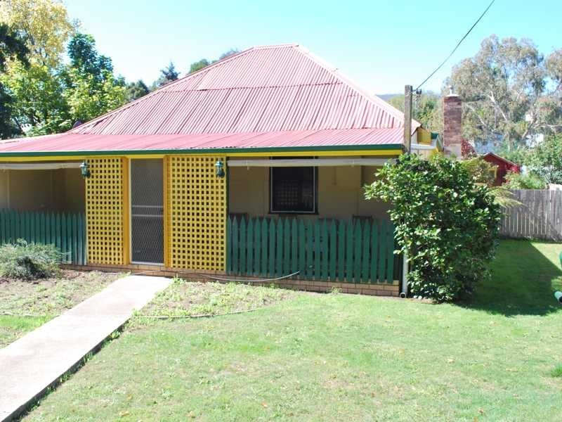 92 The Parade, Tumbarumba NSW 2653
