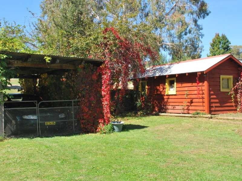 92 The Parade, Tumbarumba NSW 2653