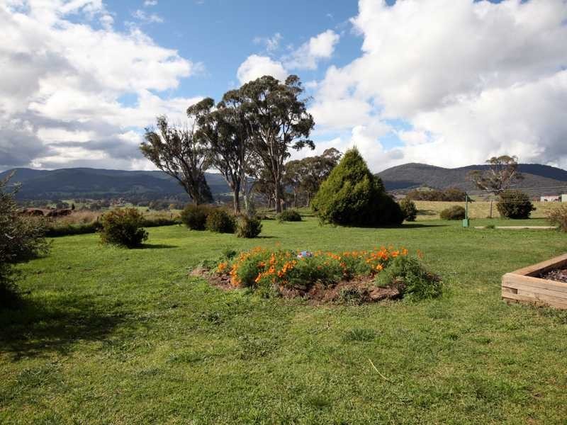 1 Chisholm Street, Tumbarumba NSW 2653
