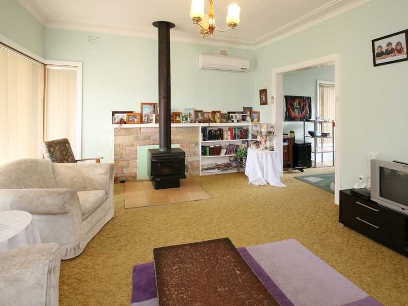 98 King Street, Tumbarumba NSW 2653