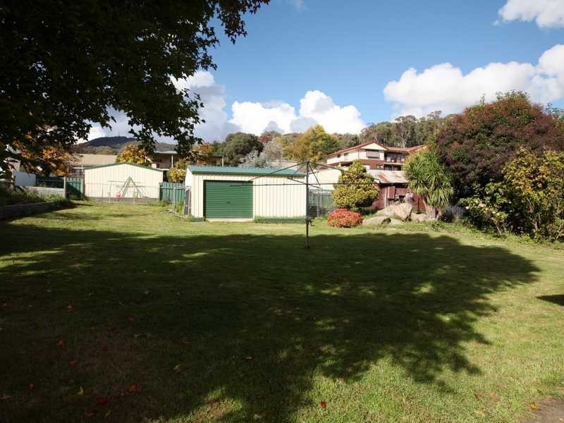 98 King Street, Tumbarumba NSW 2653