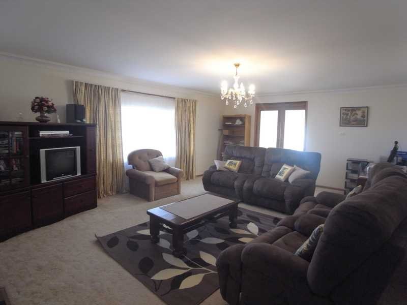 2 Gilbert Street, Tumbarumba NSW 2653