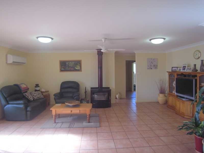 12a Park Street, Tumbarumba NSW 2653