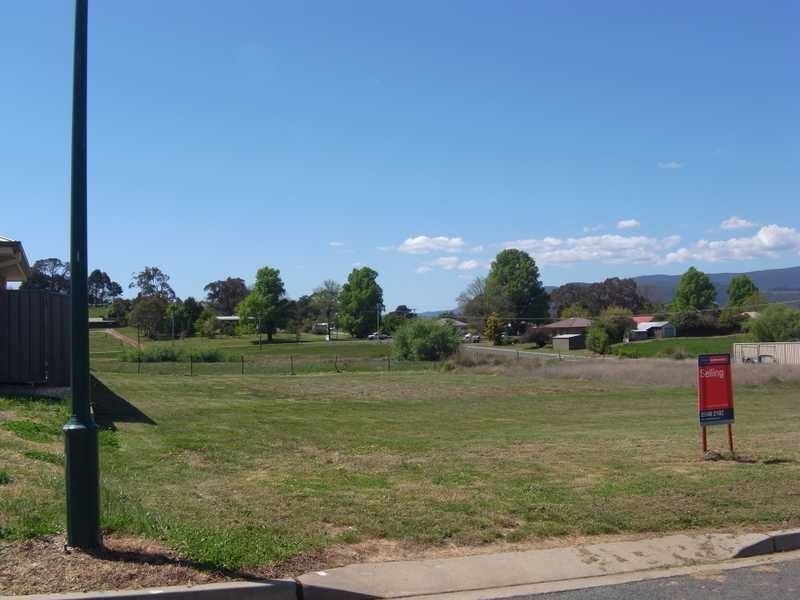 6 Burgun Drive, Tumbarumba NSW 2653