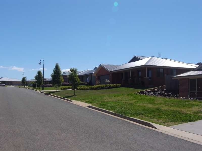 6 Burgun Drive, Tumbarumba NSW 2653