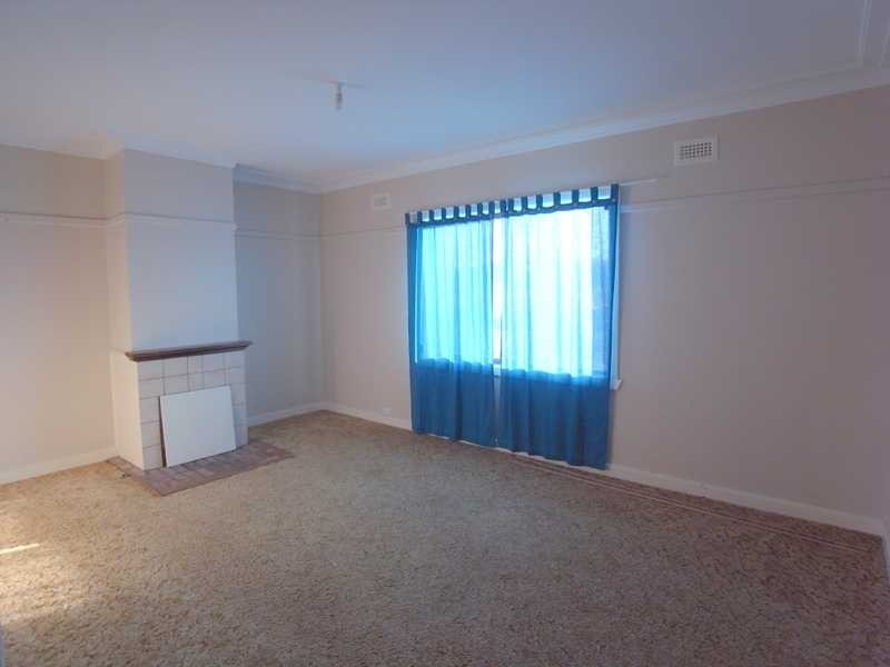 72 Winton Street, Tumbarumba NSW 2653