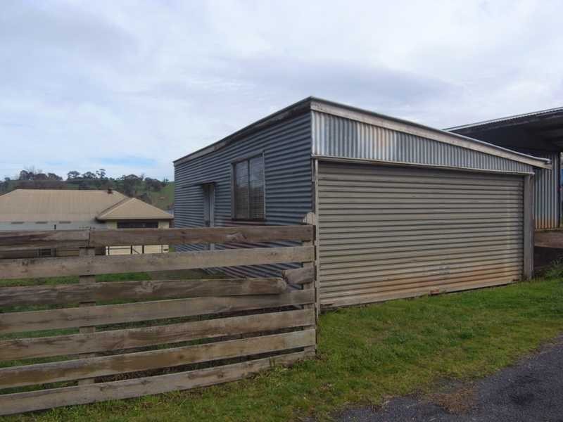 72 Winton Street, Tumbarumba NSW 2653