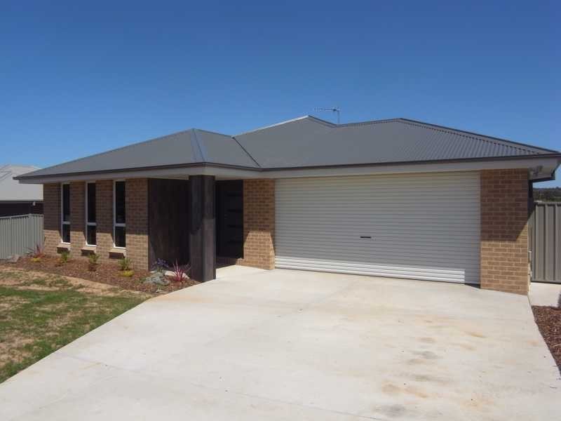 7 Burgun Drive, Tumbarumba NSW 2653