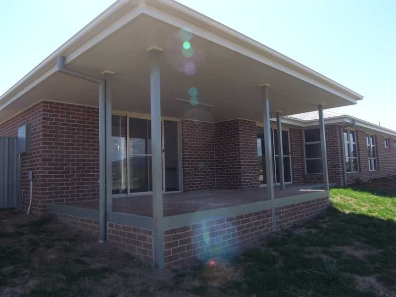 2 Gaylard Street, Tumbarumba NSW 2653