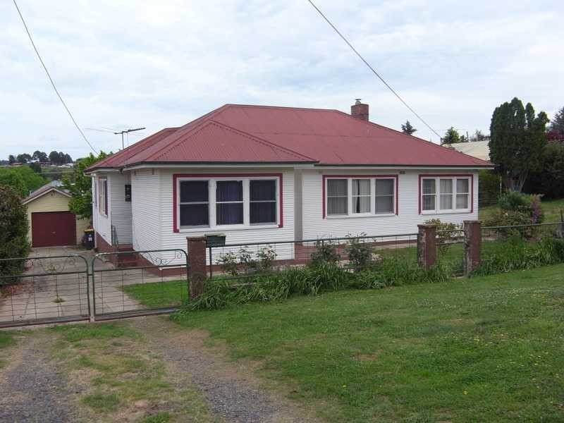 35 King Street, Tumbarumba NSW 2653