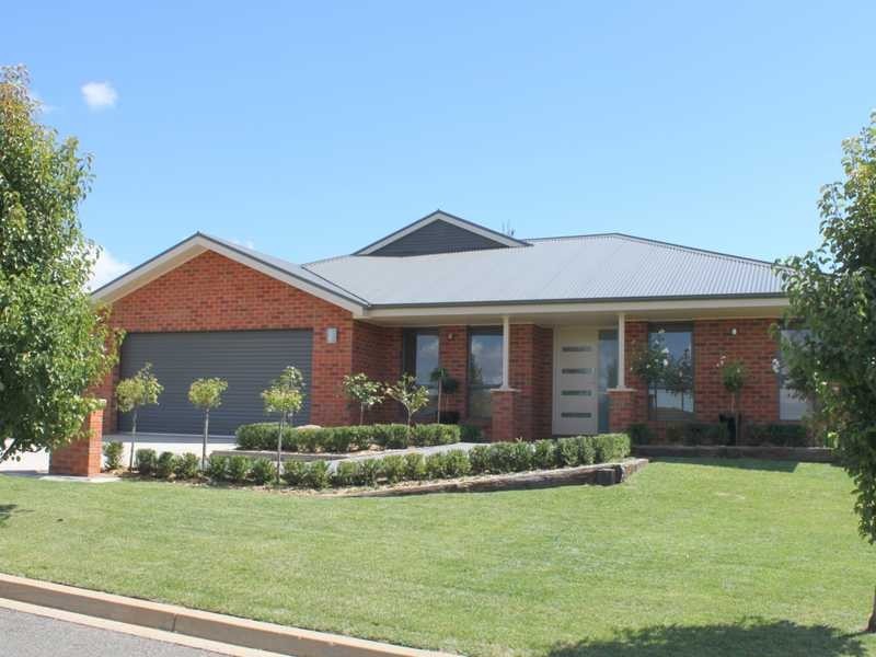 10 Burgun Drive, Tumbarumba NSW 2653