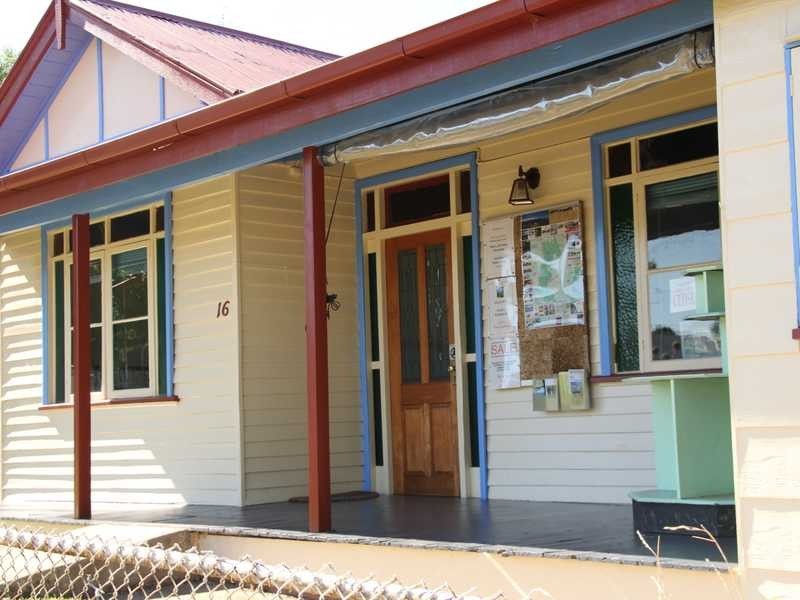 16 Bridge Street, Tumbarumba NSW 2653