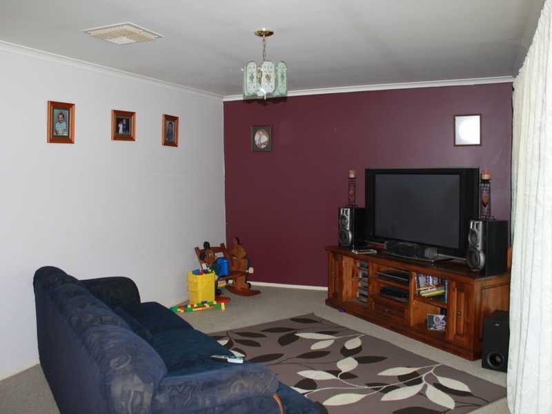 112 Albury Street, Tumbarumba NSW 2653