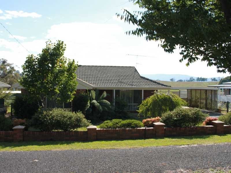 112 Albury Street, Tumbarumba NSW 2653