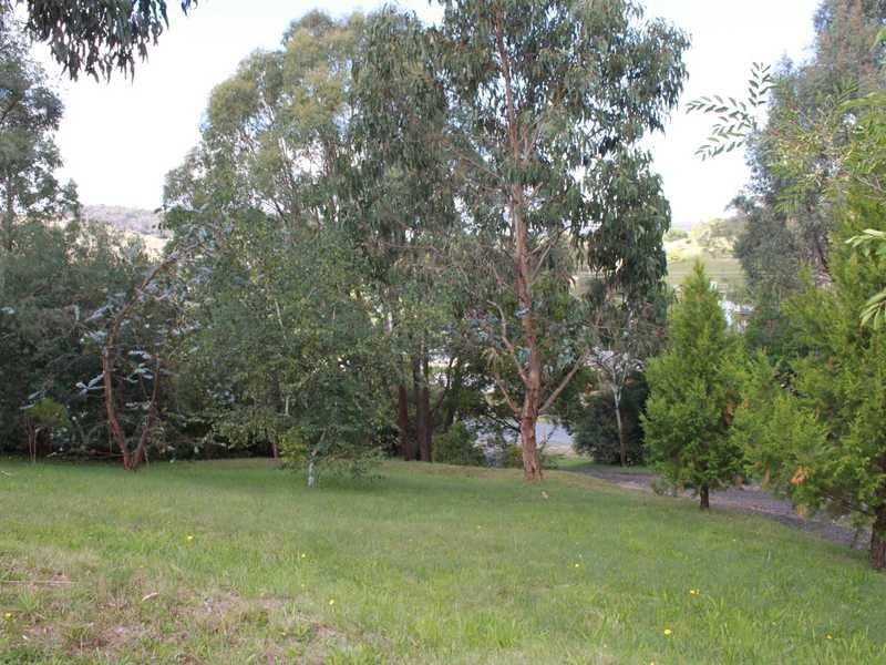 8 Lynne Street, Tumbarumba NSW 2653