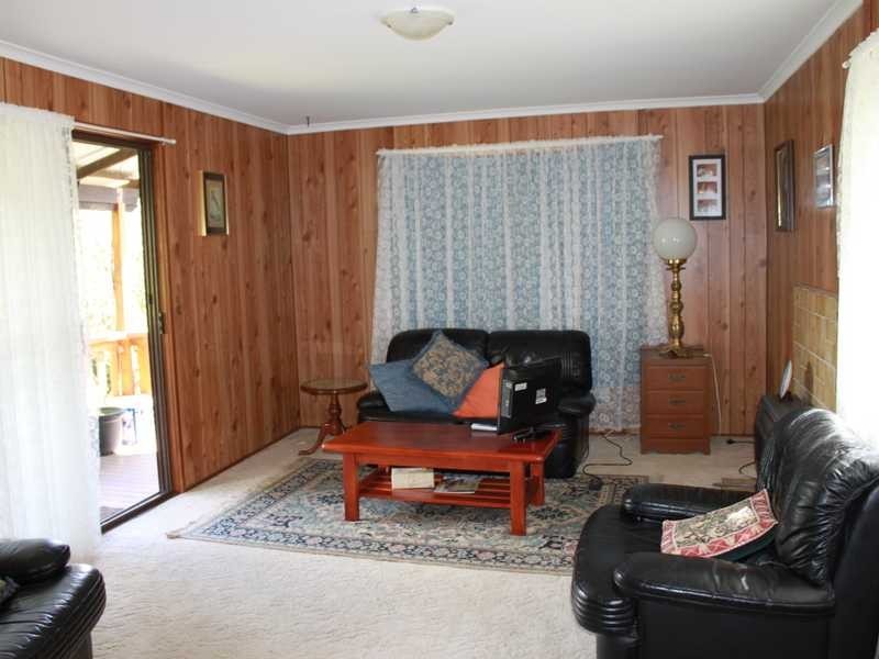 8 Lynne Street, Tumbarumba NSW 2653