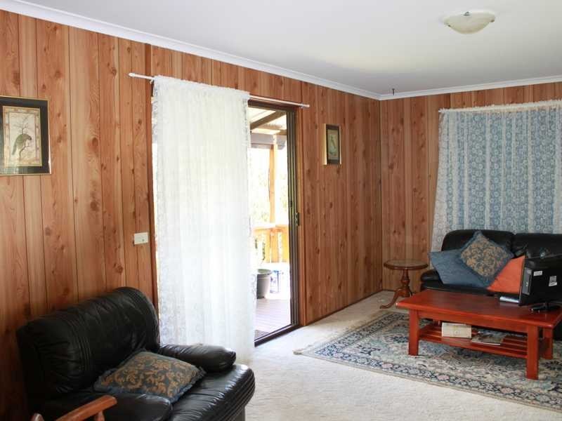 8 Lynne Street, Tumbarumba NSW 2653