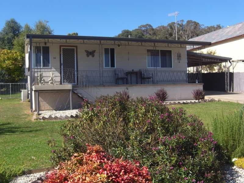 94 King Street, Tumbarumba NSW 2653