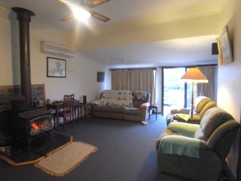 15 Blue Dog Lane, Tumbarumba NSW 2653