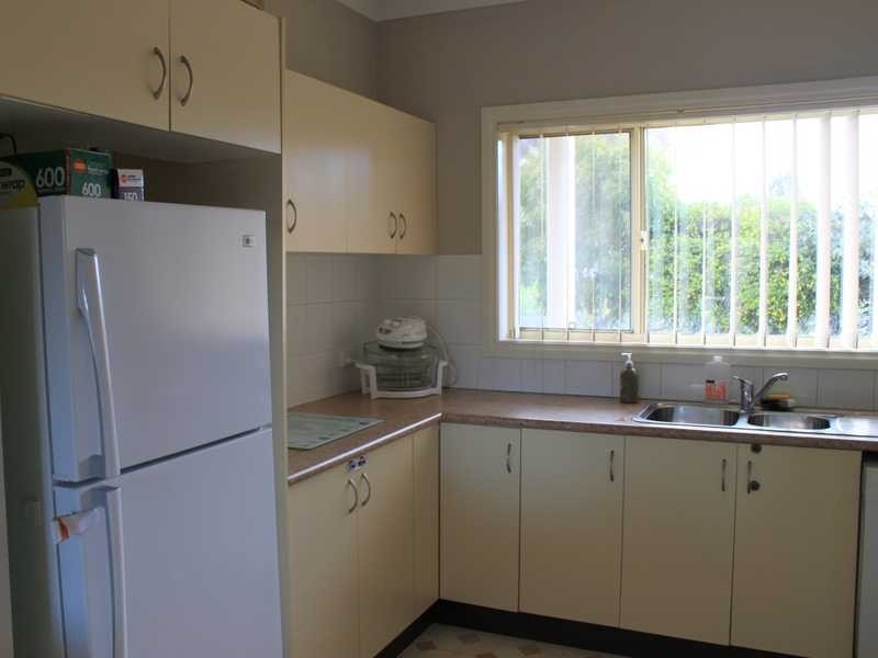 106 Albury Street, Tumbarumba NSW 2653