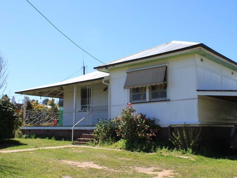 34 Winton Street, Tumbarumba NSW 2653