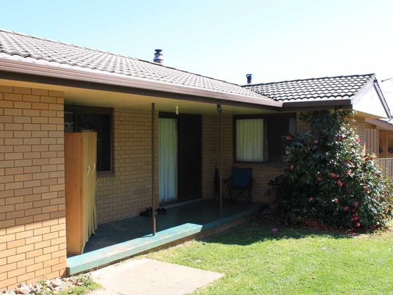 3 Lyne Street, Tumbarumba NSW 2653