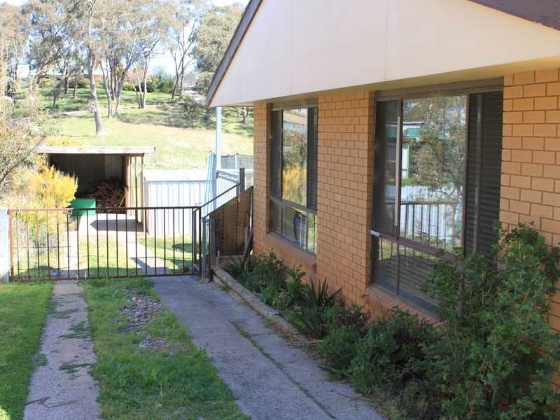 3 Lyne Street, Tumbarumba NSW 2653