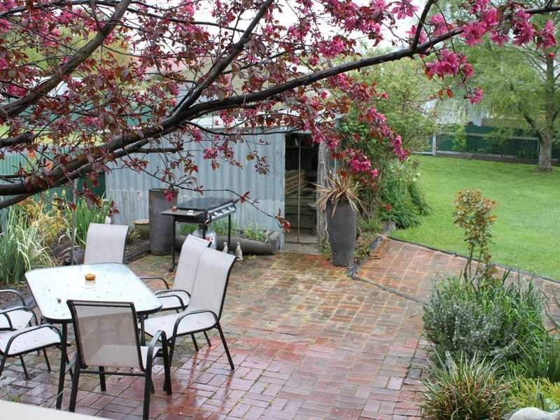 109 Gilbert Street, Tumbarumba NSW 2653