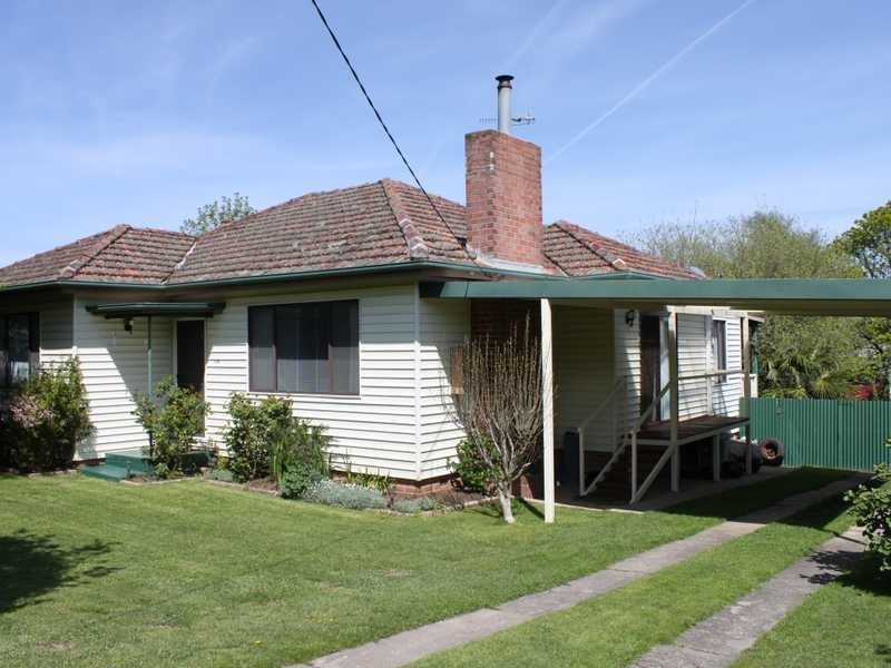 109 Gilbert Street, Tumbarumba NSW 2653