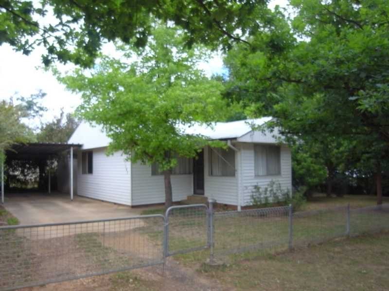 103 Winton Street, Tumbarumba NSW 2653