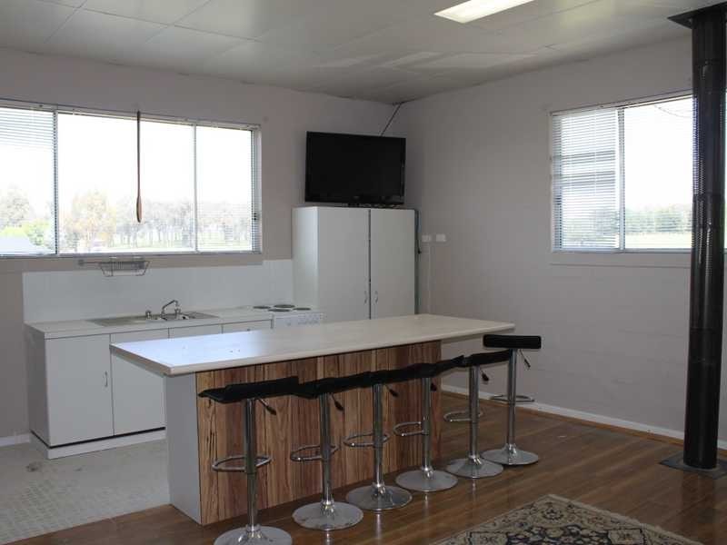 13 Langland Street, Tumbarumba NSW 2653