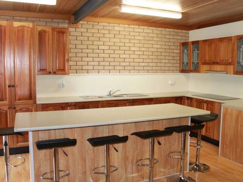 13 Langland Street, Tumbarumba NSW 2653