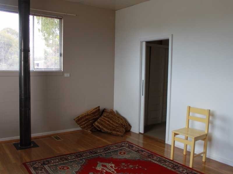 13 Langland Street, Tumbarumba NSW 2653