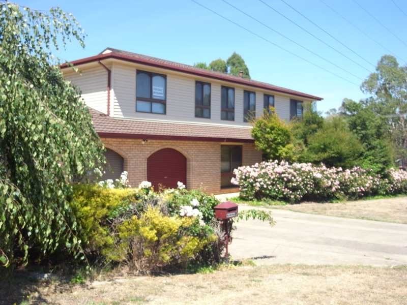 12 Fleet Street, Tumbarumba NSW 2653
