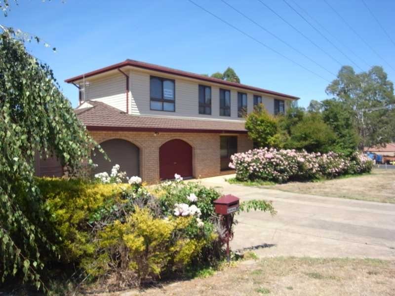 12 Fleet Street, Tumbarumba NSW 2653