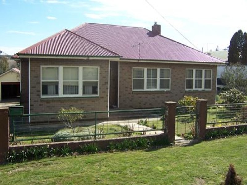 35 King Street, Tumbarumba NSW 2653