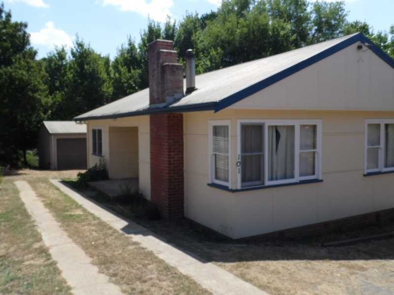 101 Winton Street, Tumbarumba NSW 2653