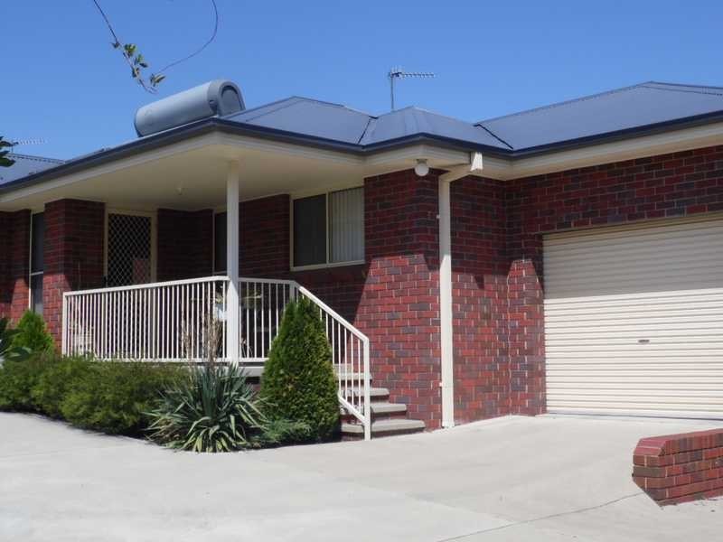 Unit 2 & 3/52 Winton Street, Tumbarumba NSW 2653