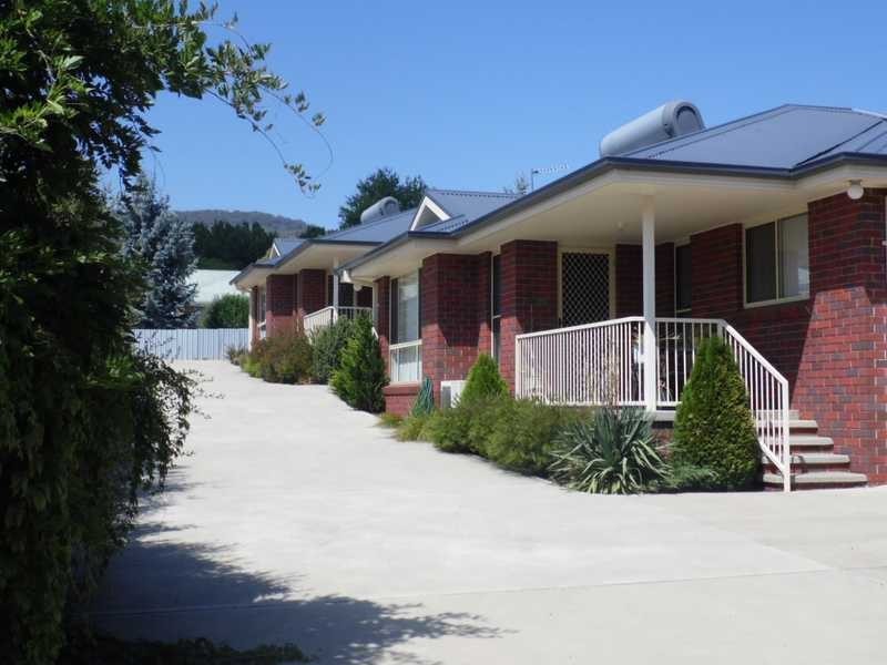 Unit 2 & 3/52 Winton Street, Tumbarumba NSW 2653
