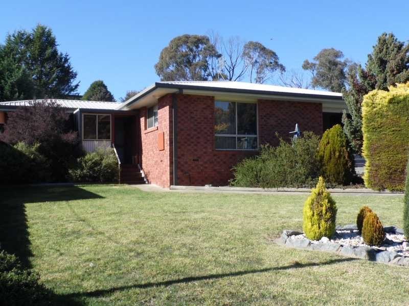 110 Winton Street, Tumbarumba NSW 2653
