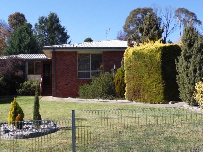 110 Winton Street, Tumbarumba NSW 2653
