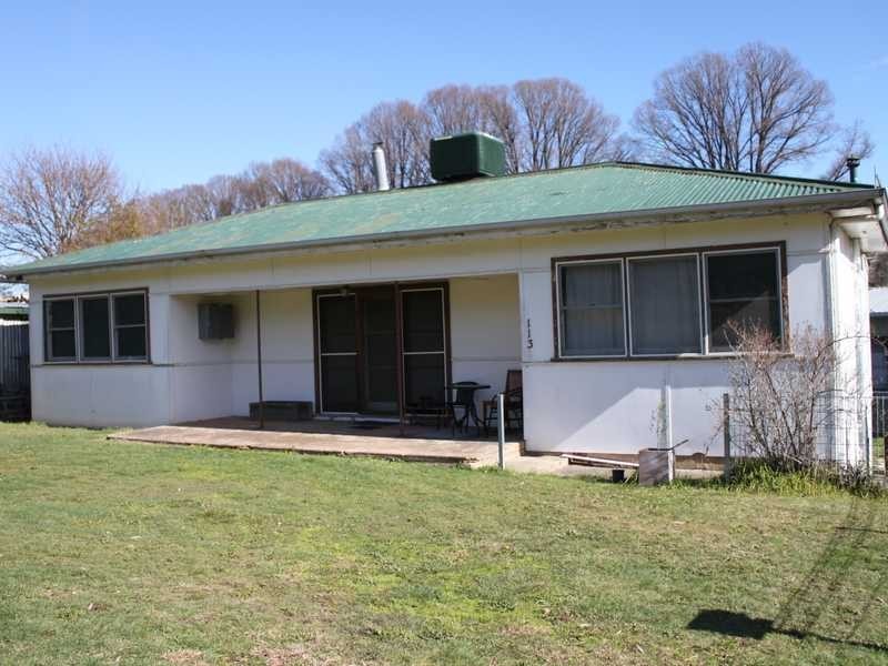 113 Winton Street, Tumbarumba NSW 2653