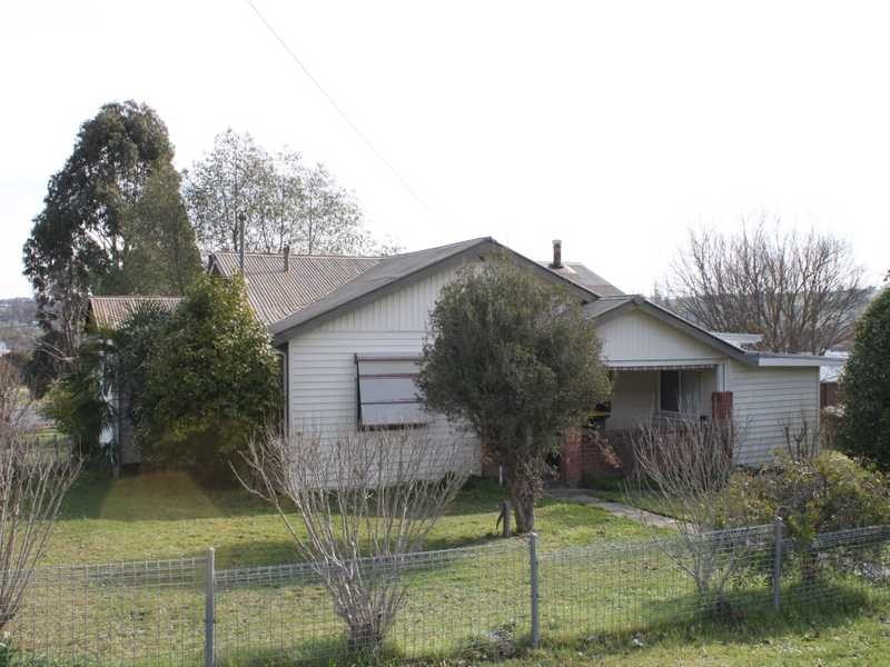 19 William Street, Tumbarumba NSW 2653
