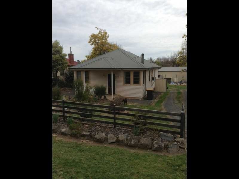 51 Gilbert Street, Tumbarumba NSW 2653