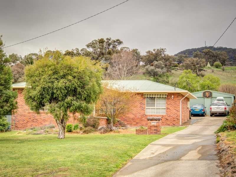 108 Gilbert Street, Tumbarumba NSW 2653