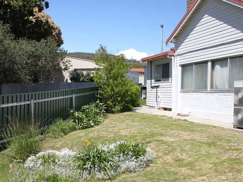 66 The Parade, Tumbarumba NSW 2653