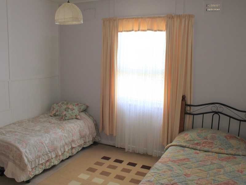 13 Regent Street, Tumbarumba NSW 2653