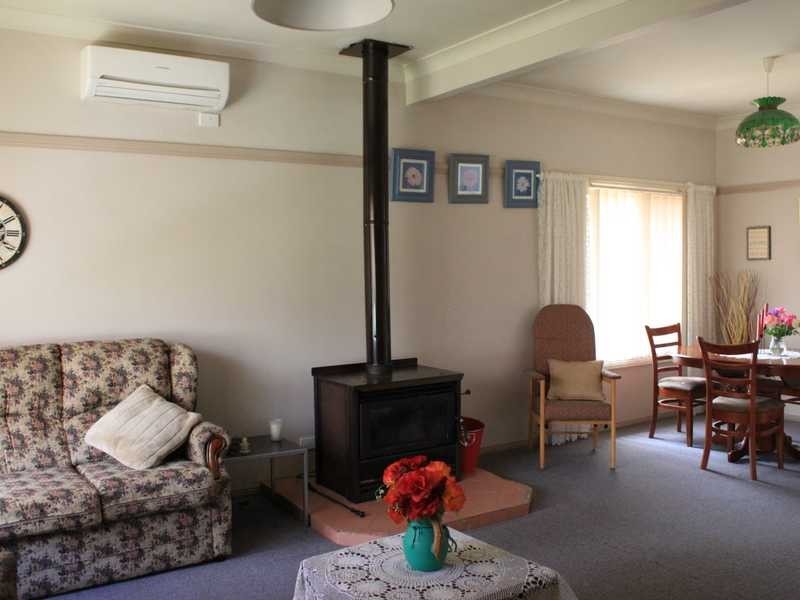 19 Kent Street, Tumbarumba NSW 2653